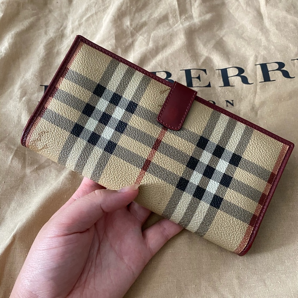 Authentic Burberry Canvas Barrel tote bag - Picture 4 of 8